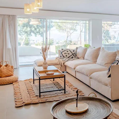 Mykosvilla With Private Pool וילה